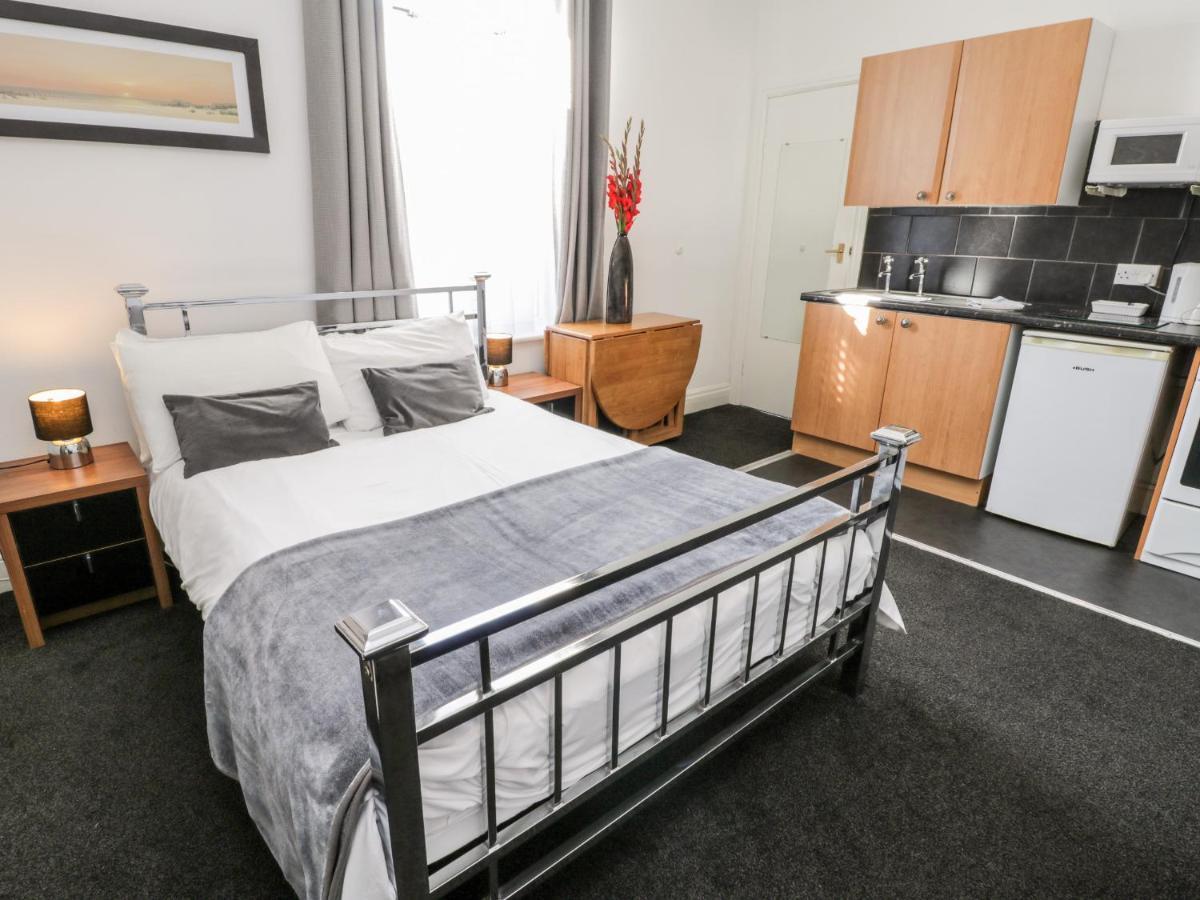 Mowbray 5 Apartment Bridlington Bagian luar foto